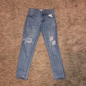 Kids Forever 21 ripped mom jeans